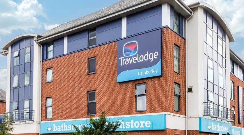 Travelodge near hot sale legoland